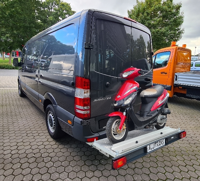 ALUTRANS KALUX 1 Roller/ Motorradträger, 200kg spez. für VW Crafter 4er Bj. 2006-2018, o. AHK, max. Fzg Länge 5,93m